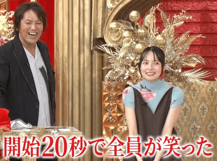 【映像】開始20秒で全員爆笑…人気芸人の“港区女子あるあるネタ”