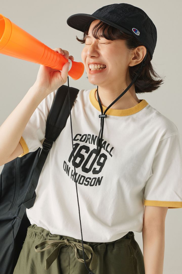 スポーツ観戦はリンガーＴシャツで！ウエストがドロストになったカーゴでゆるっと着こなし【FUDGE FRIEND おしゃれさんの毎日コーディネート vol.734｜momo】