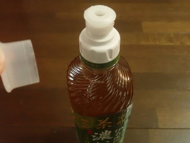 ダイソー：ペットボトルキャップ(アウトドア)