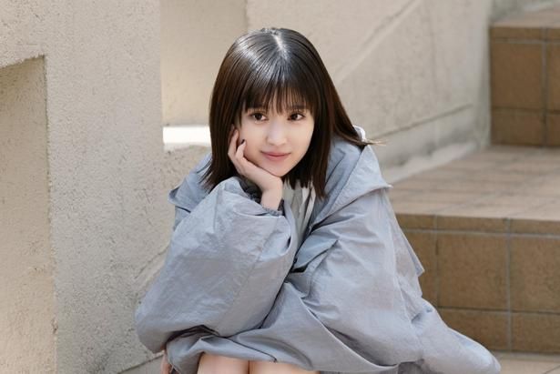 新たな魅力を発揮する福本莉子 [c]2026藤まる/双葉社・「時給三〇〇円の死神」製作委員会