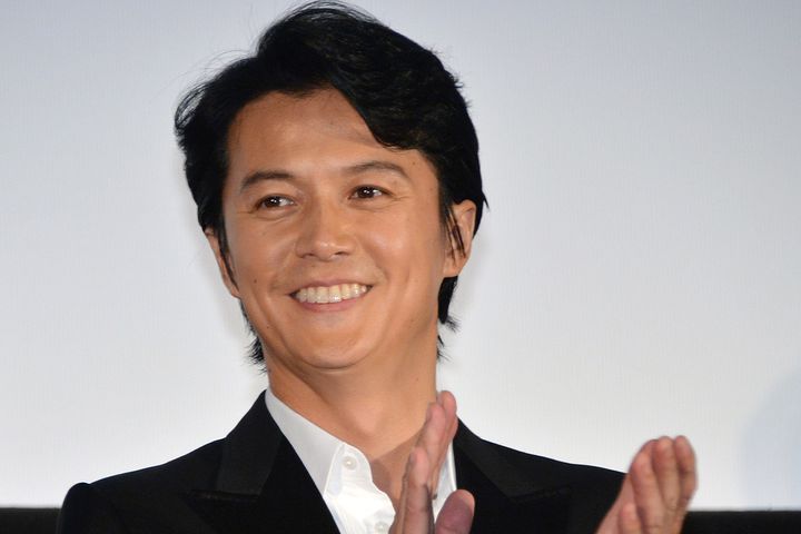 福山雅治さん（2013年9月28日、時事通信フォト）