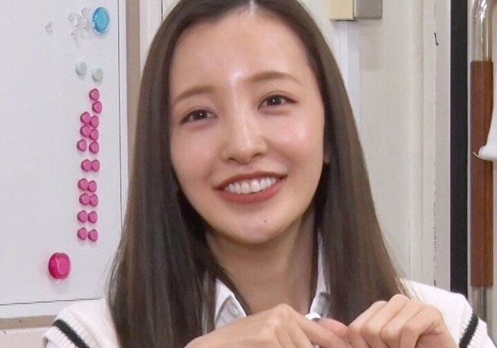板野友美、夫と長続きする秘訣をJKたちに伝授