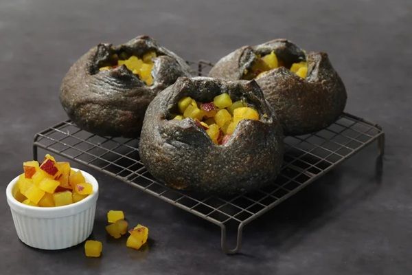 【東京都目黒区・愛知県名古屋市】「baguette rabbit」に秋限定パンが登場！三種の栗や鳴門金時を使った新商品を発売
