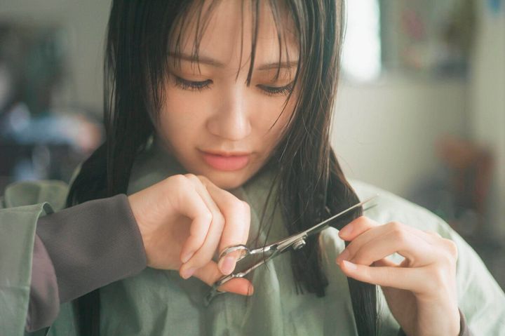 STU48中村舞の2nd写真集『舞風』（宝島社）より