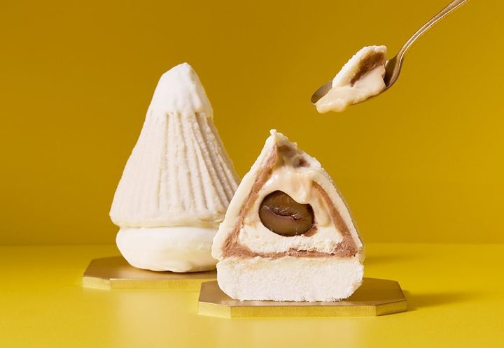 リニューアルされた「THEモンブランケーキ」の断面と栗