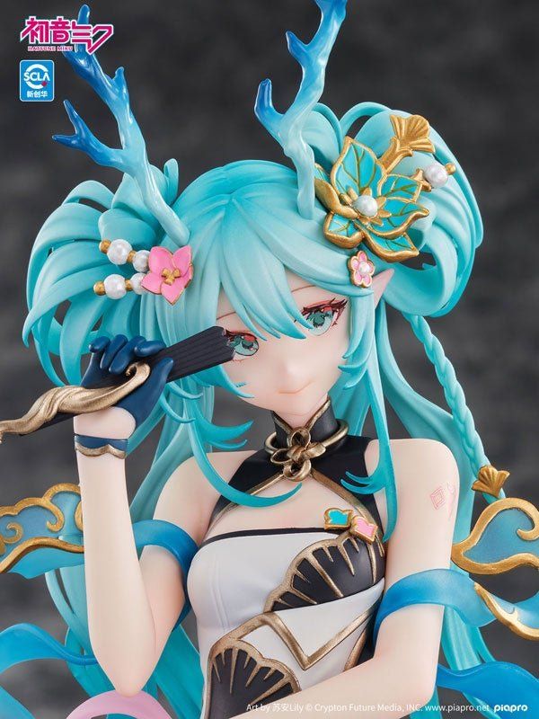 初音ミク「青龍Ver.」フィギュアの髪飾りと表情