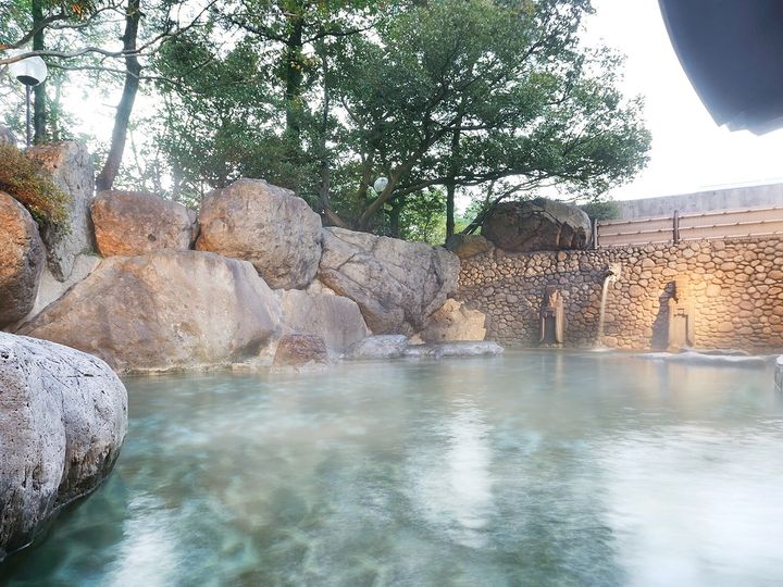青森県在住・30歳女性に調査した、「泊まってよかったホテル」を紹介します。今回取り上げるのは、岐阜県の「水明館」です。（画像出典：楽天トラベル）