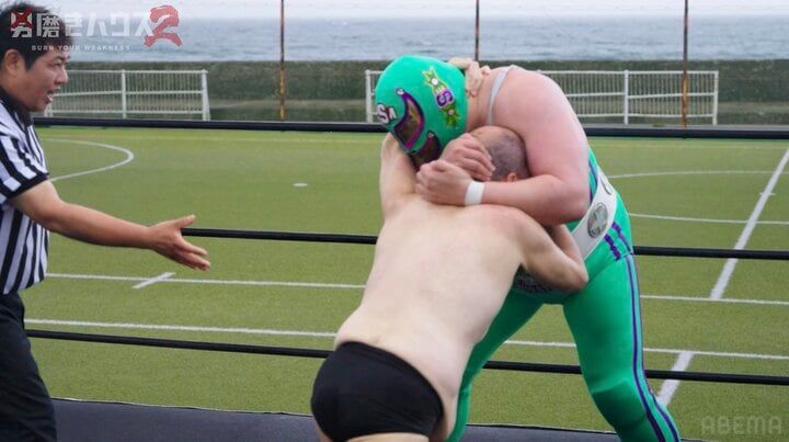 【写真・画像】“118kg→65kg”の元子供部屋おじさん たるんだ皮膚が物語る“減量ボディ”に「激痩せの証」「頑張った証拠」の声 2枚目