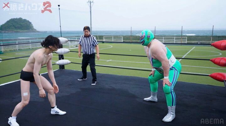 【写真・画像】帰国子女イケメン会社員、現役プロレスラーに頭からマットに転がされる衝撃展開 「きつそ」「つっよ」 2枚目