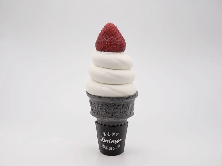 定番の「プレミアム生クリームミルク」