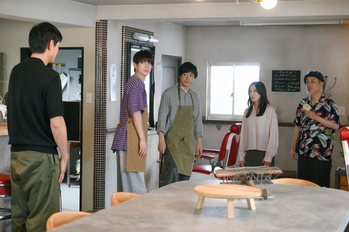 金曜ドラマ『Ｔシャツが乾くまで』第8話より （C）TBS width=