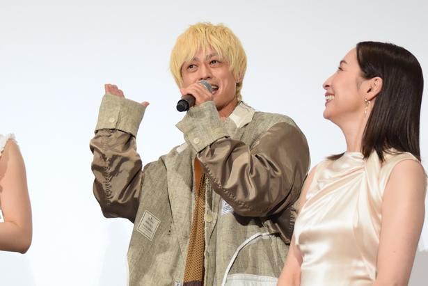 天野由太郎役の塚田僚一さん 撮影：ソムタム田井 (C)2026『マッチング TL』製作委員会