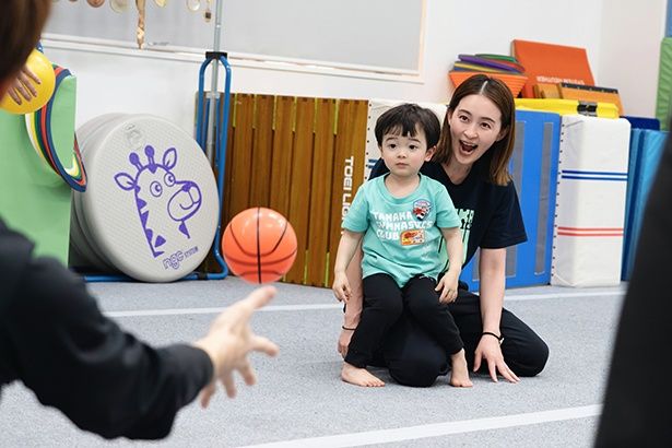 体操のおもしろさを次世代に伝えながら、小学3年生と3歳の姉弟の育児に奮闘 写真＝田中理恵さん