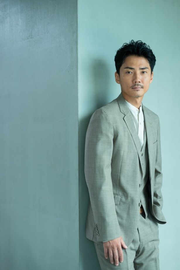 【写真】話題作への出演が続く注目の俳優・毎熊克哉さん 撮影＝小嶋淑子