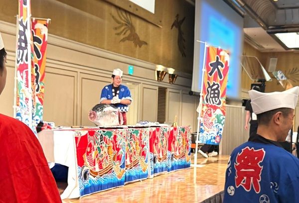 筋肉×マグロ！見る・楽しむ・味わう「企業イベント向けマグロ解体ショー」に注目