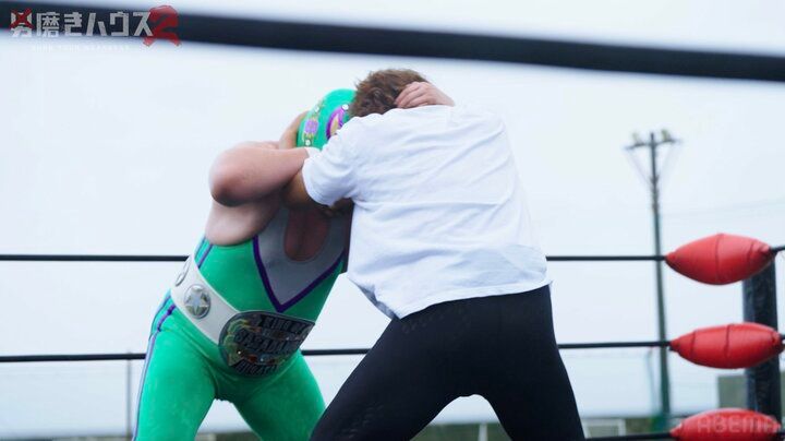 【写真・画像】プロレス引退の長州力がリング上へ 「ぶつかれ！」 魂の“激突”に視聴者「すごすぎ」「涙出てきた」「鳥肌たった」 2枚目