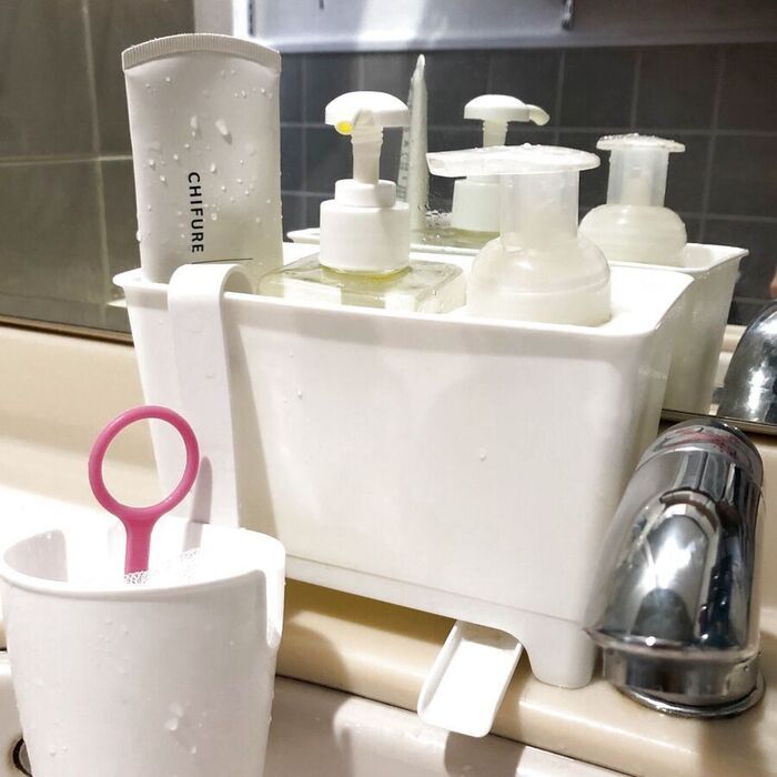 キッチンの『洗剤置き』を100均アイテムで代用したら、水回りの不便がスッキリ解消♪