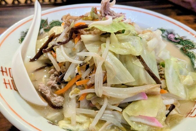 名物のちゃんぽんには野菜がたっぷり