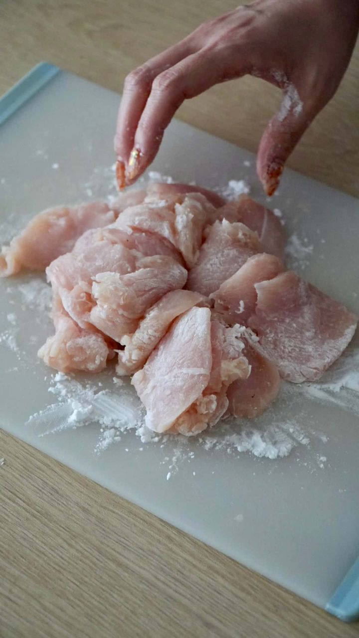 鶏むねに片栗粉