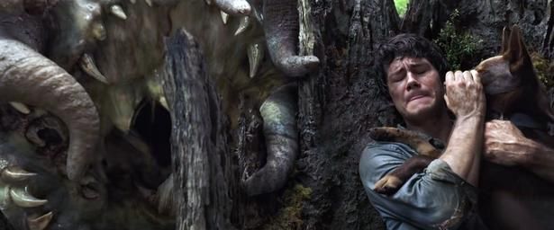 モンスターにも臆することない強メンタルなワンコ(『ラブ&モンスターズ』) [c] Paramount Pictures / Courtesy Everett Collection