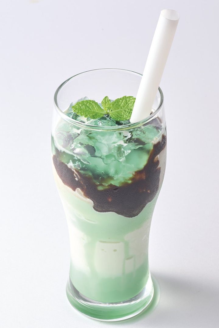 混ぜ混ぜシェイク（チョコミント）