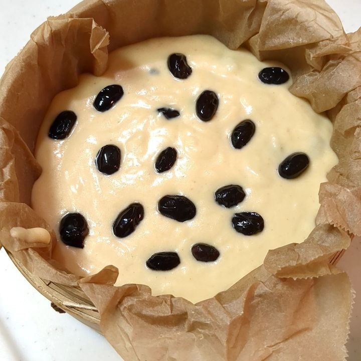 美味しくて身体にいい！黒豆ときな粉入り米粉の蒸しパン！