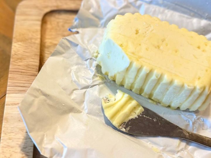 ゲランドの塩のつぶつぶが見える