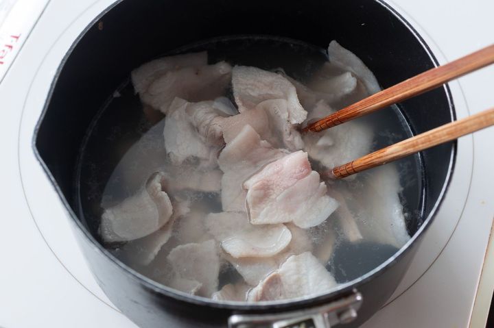 「きのこの肉汁うどん」レシピ