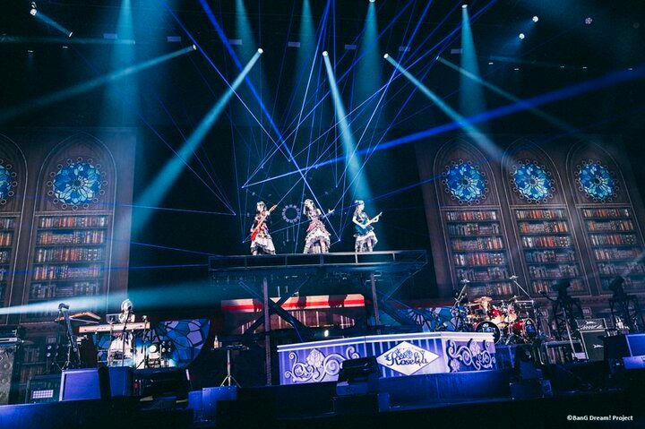 【写真・画像】【セットリスト掲載】日替わり楽曲を含む全14曲を披露！Roselia「Lehre der Rose」レポート 2枚目