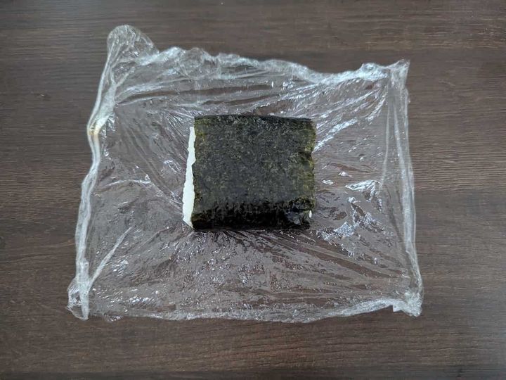 ダイソー おにぎりポン！四角型 できあがり