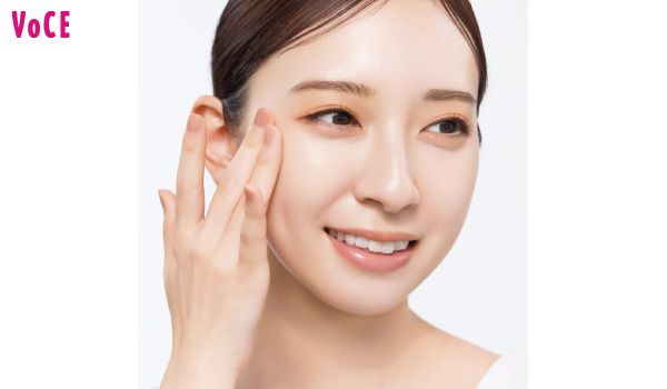 ファンデは多め、厚めに広げていく