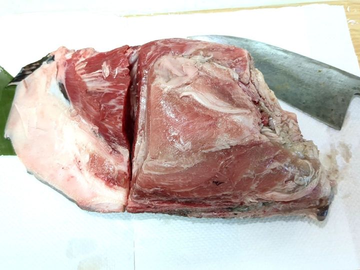 地元スーパーでお宝発見！マグロのカマを料理してみました！