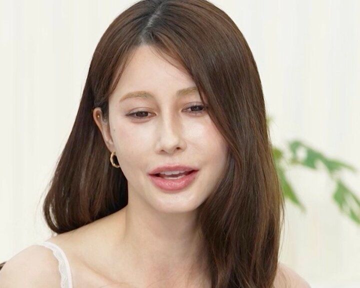 ダレノガレ明美「初めての彼氏は高3」