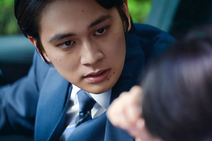 映画『シャドウワーク』場面写真 （C）佐野広実／講談社 （C）2026「シャドウワーク」製作委員会 width=