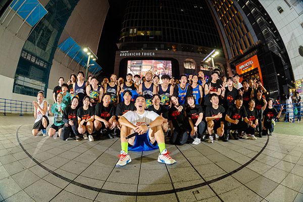 【東京都新宿区】歌舞伎町で2会場連動バスケイベントを開催！NY着想の「公園バスケ文化」発信