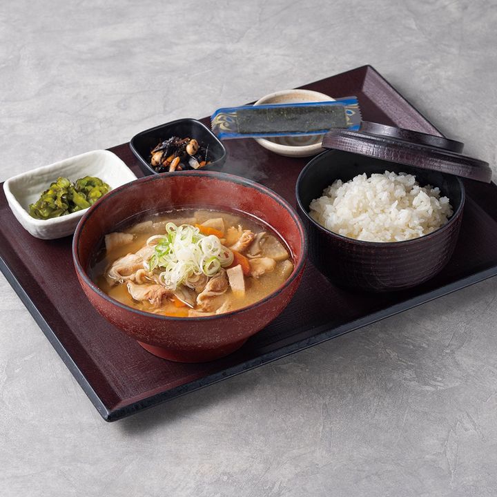 初藤「豚汁定食」