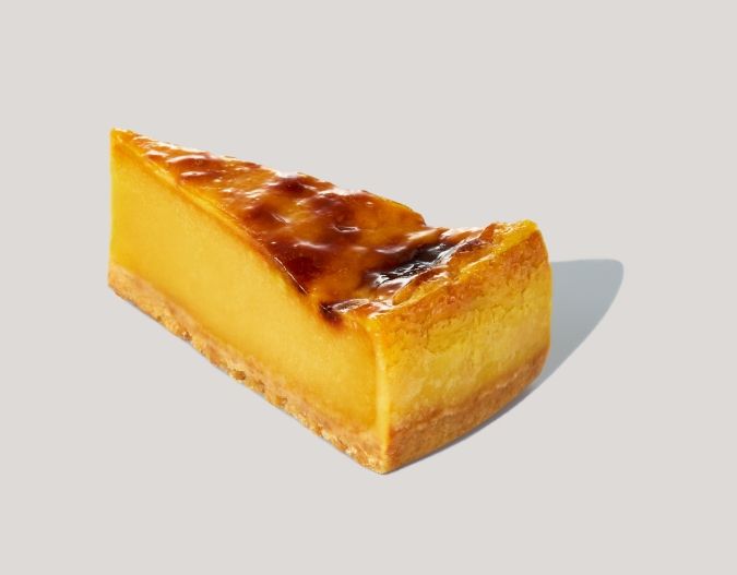 スターバックス『紅はるかと安納芋の焼き蜜芋ケーキ』
