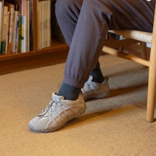 【Teva新作スニーカー】秋らしいアースカラーの1足！オールスエードアッパーのクラシカル顔「NeoGamma LTR」は秋冬コーデの最適解