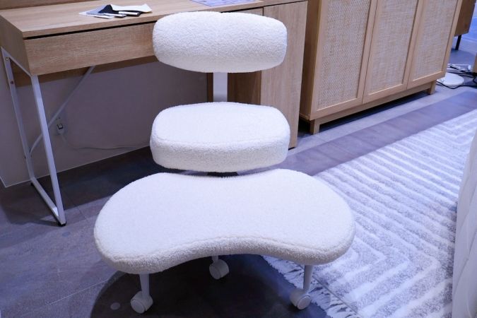 LOWYA キャナルシティ博多店 フレクシア / オフィスチェア