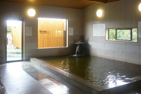 大川温泉 貴肌美人 緑の湯 大浴場