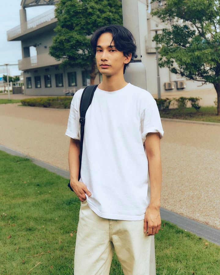 【20代スナップ＠代田橋】肩ひじ張らない自然体の白Tシャツコーデは“オーディション着”