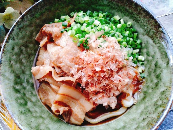 背徳感マシマシな二郎うどん