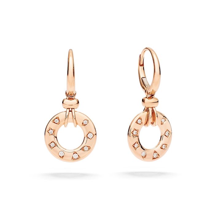 2026/08/Iconica-necklace-in-rose-gold-and-diamonds-by-Pomellato-2.jpg