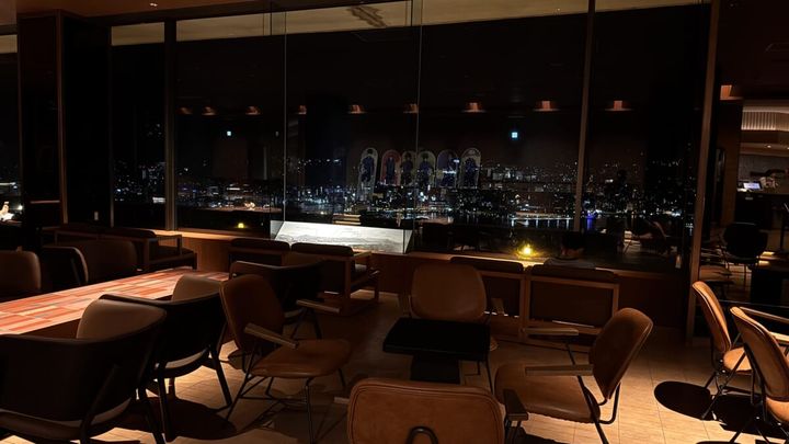 「大江戸温泉Premium 長崎ホテル清風」プレミアムラウンジからみる夜景