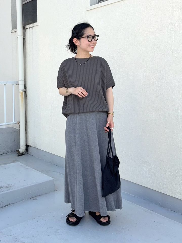 異素材を組み合わせてメリハリをアップ