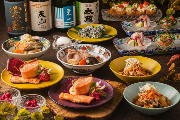 秋冬夕食ビュッフェの料理と佐賀の地酒4本