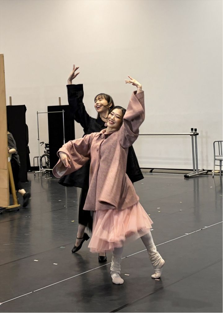 『SWAN -Ballet cross Reading-』稽古場の様子 写真：主催提供 width=
