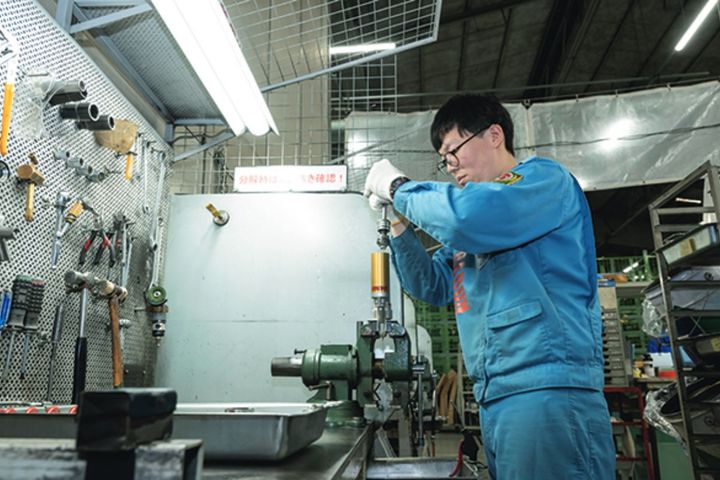 ヒトづくりとモノづくりづくりの拠点「レッドバロンの本社工場」