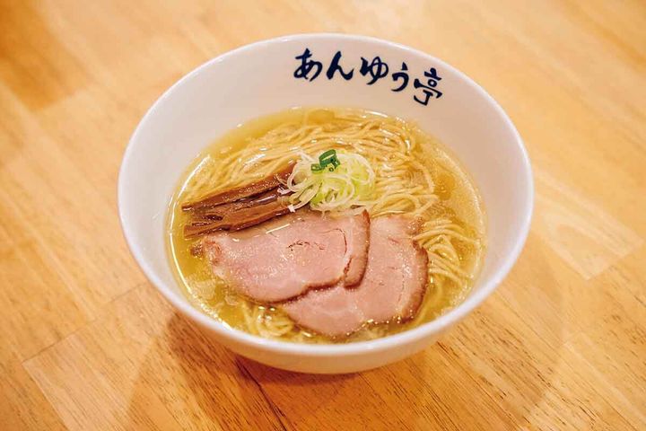 福岡〈らーめん あんゆう亭〉塩ラーメン
