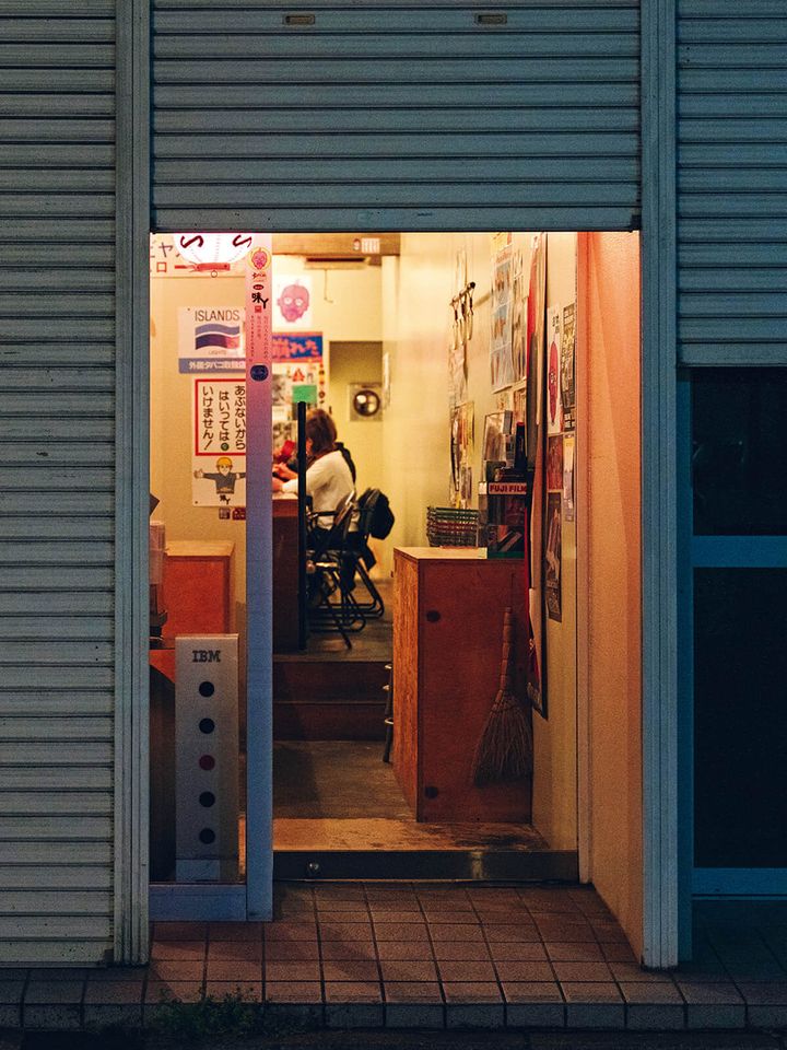 福岡〈つどい〉外観